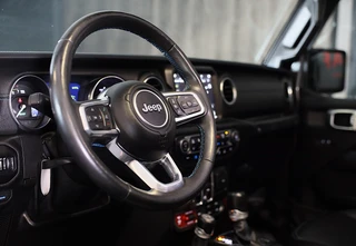 Jeep Wrangler – thumbnail 17