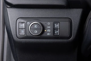 Ford Kuga – thumbnail 17