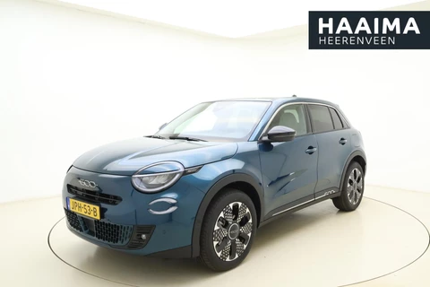 Fiat 600e La Prima 54 kWh | Camera | Lederen bekleding | Stoelverwarming | 18'' lichtmetalen velgen | Elektrische achterklep | LED verlichting | Keyless