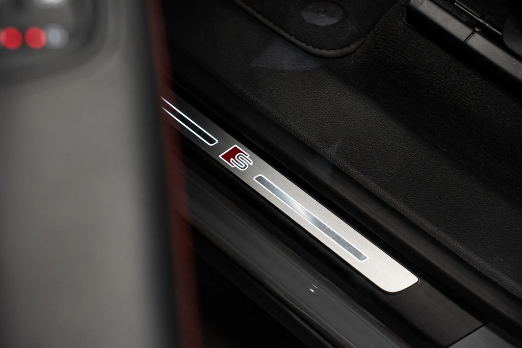 Audi SQ8 – foto 14