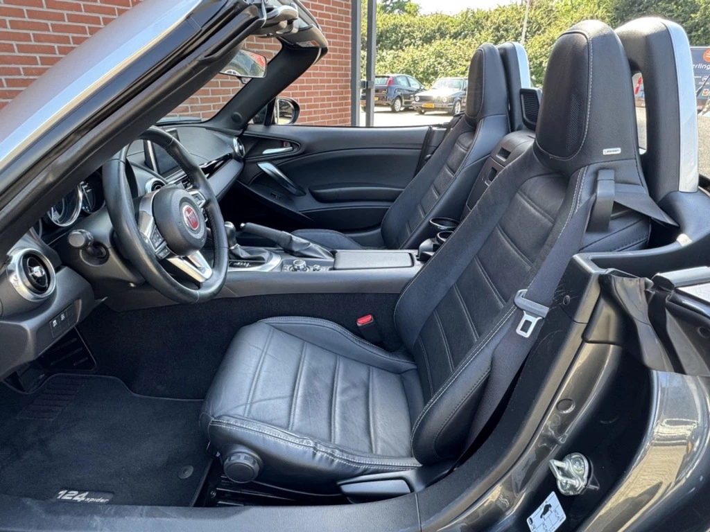 Fiat 124 Spider – foto 11