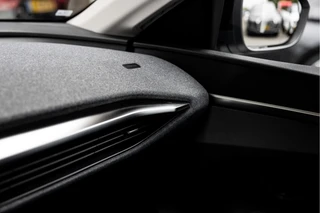 Renault Megane E-Tech – thumbnail 47
