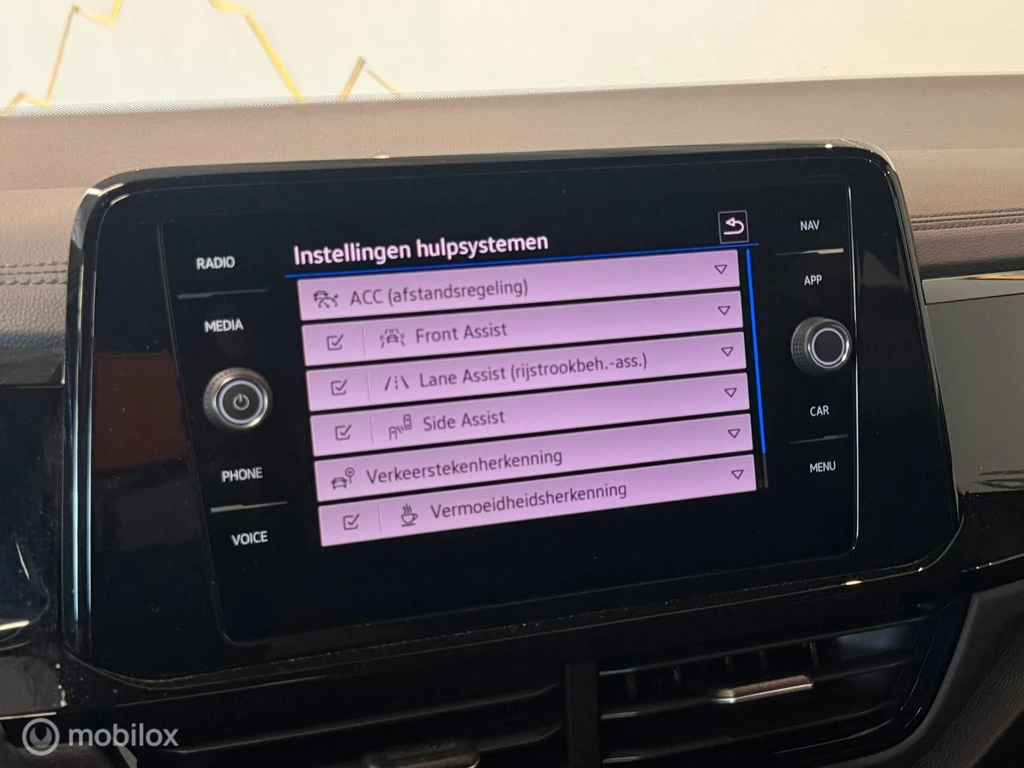 Volkswagen T-Roc – foto 28
