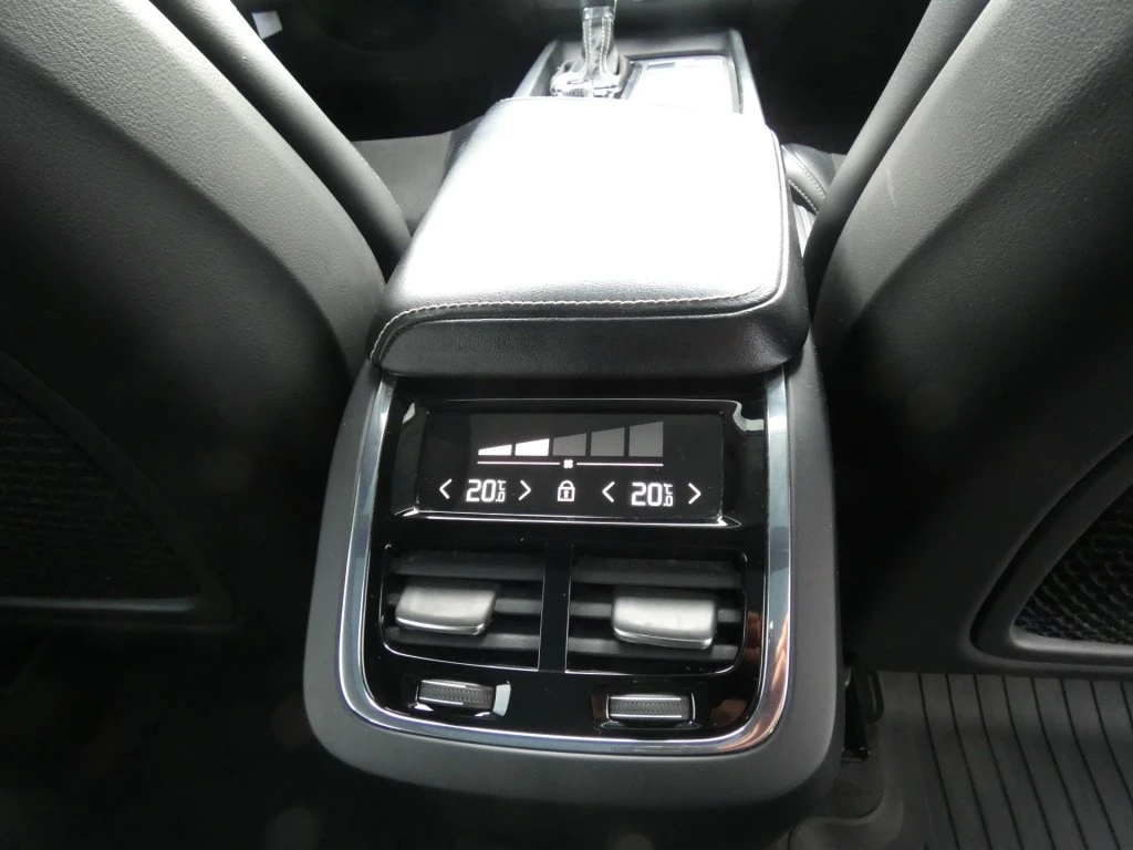 Volvo XC60 – foto 19