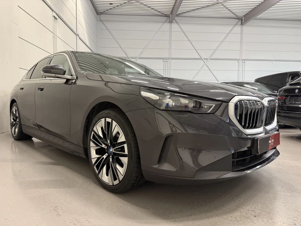 BMW 5 Serie – foto 8