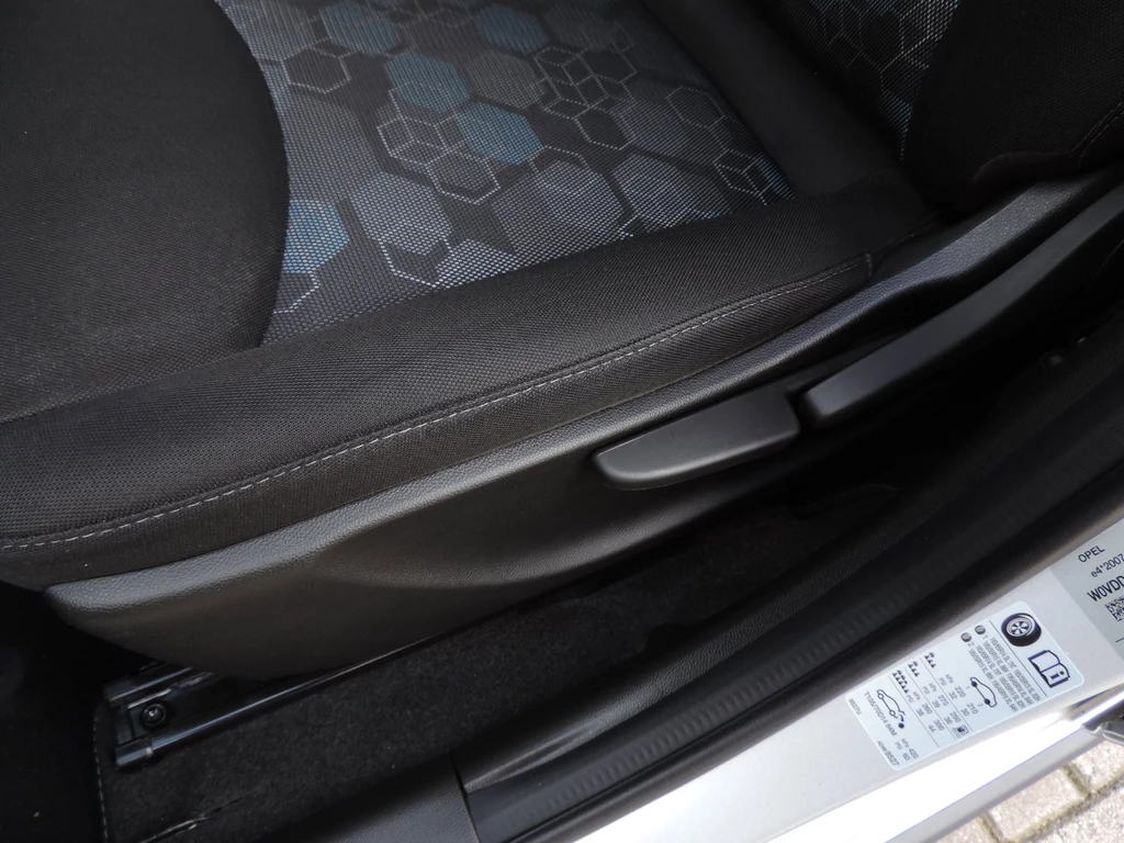 Opel KARL – foto 13