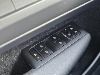 Volvo XC40 – thumbnail 12