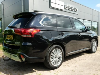 Mitsubishi Outlander – thumbnail 3