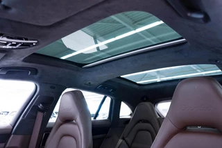 Porsche Panamera – thumbnail 22
