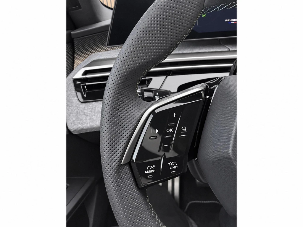 Peugeot e-3008 – foto 22