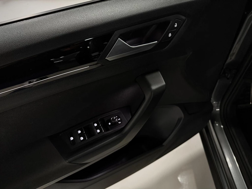 Volkswagen T-Roc – foto 34
