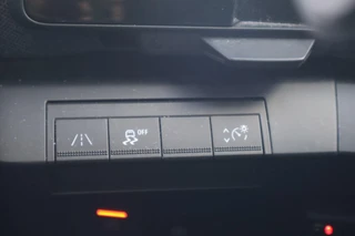 Renault Megane E-Tech – thumbnail 13