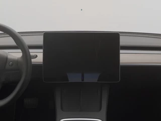 Tesla Model 3 – thumbnail 23