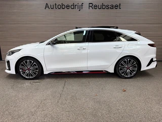 Kia ProCeed – thumbnail 1