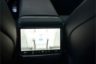 Tesla Model X – thumbnail 16