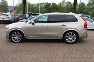 Volvo XC90 – thumbnail 2