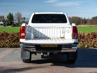 Toyota Hilux – thumbnail 11