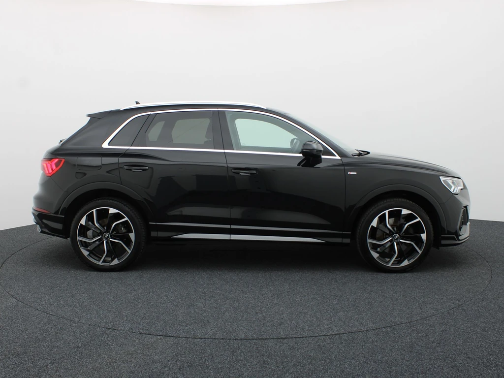 Audi Q3 – foto 11
