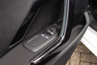 Peugeot 208 – thumbnail 35