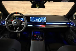 BMW M5 – thumbnail 11