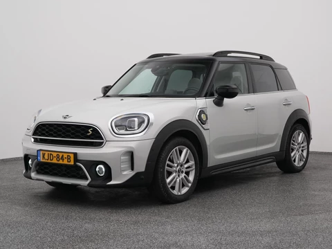 MINI Countryman Mini 1.5 Cooper S E ALL4 | PANO | LEDER | CAMERA | KEYLESS | STOELVERWARMING