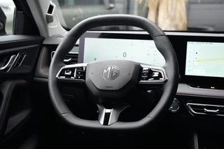 MG HS – thumbnail 9