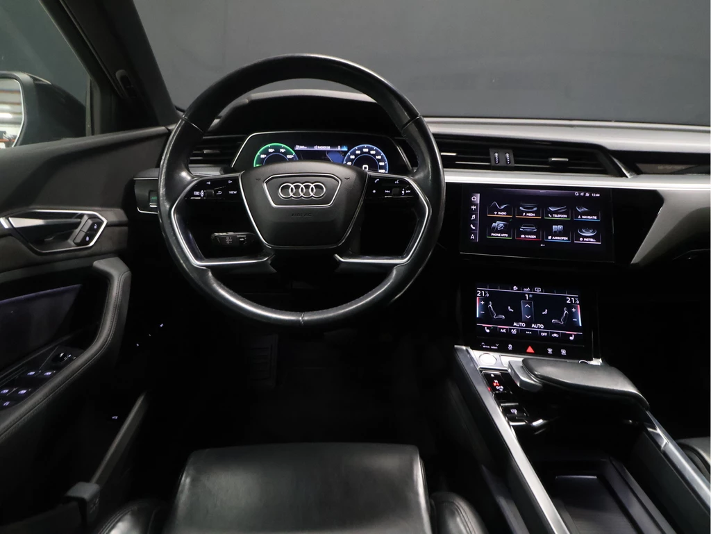 Audi e-tron – foto 13