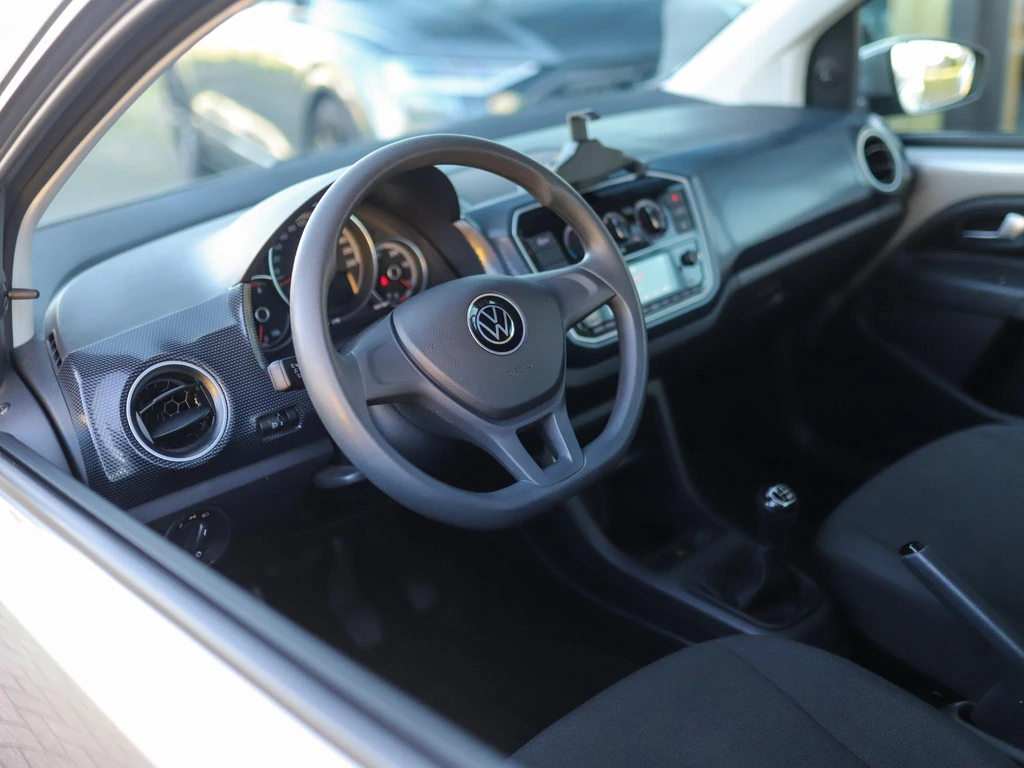 Volkswagen up! – foto 31