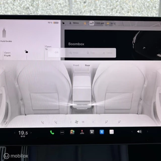Tesla Model 3 – thumbnail 18