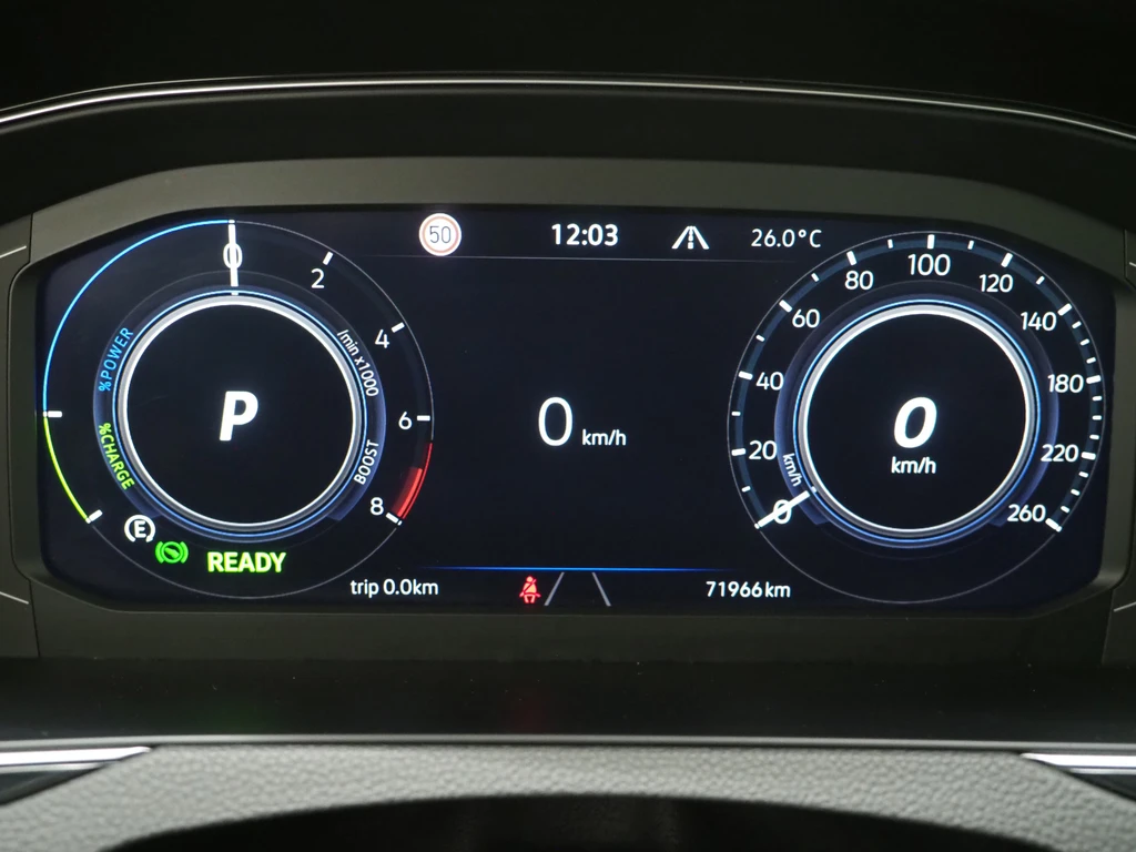 Volkswagen Passat – foto 26