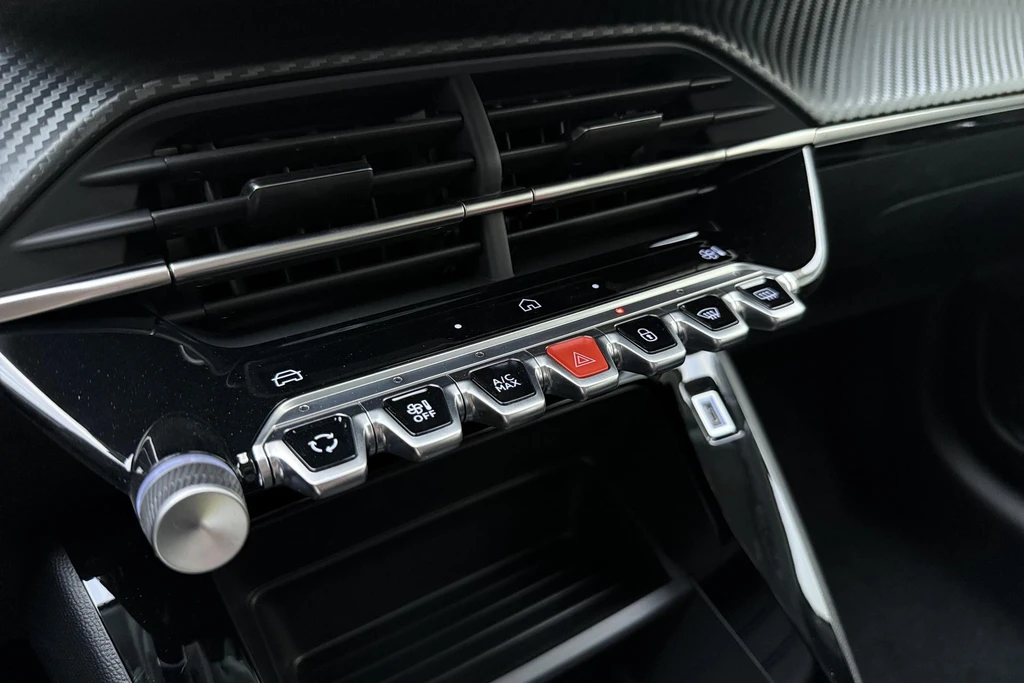 Peugeot 208 – foto 20