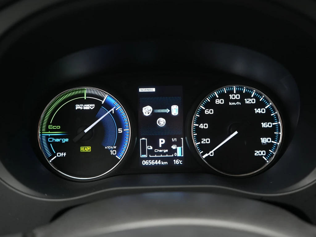 Mitsubishi Outlander – foto 31