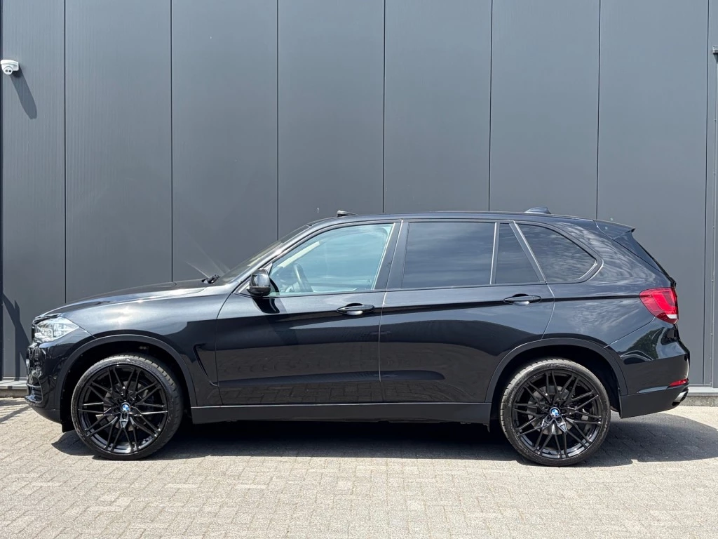 BMW X5 – foto 1