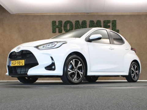 Toyota Yaris 1.5 Hybrid 115 Dynamic - ORIGINEEL NEDERLANDSE AUTO - AFKOMSTIG VAN 1E EIGENAAR - NAVIGATIE - CAMERA - MISTLAMPEN VOOR - APPLE CARPLAY/ ANDROID AUTO - DAB AUDIO - CLIMATE CONTROL - KEYLESS ENTRY/ START - 4 X ELEKTRISCHE RAMEN -