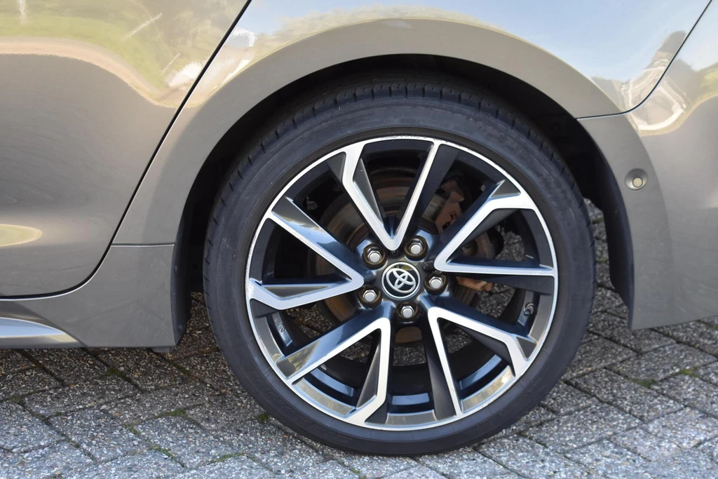 Toyota Corolla Touring Sports – foto 5