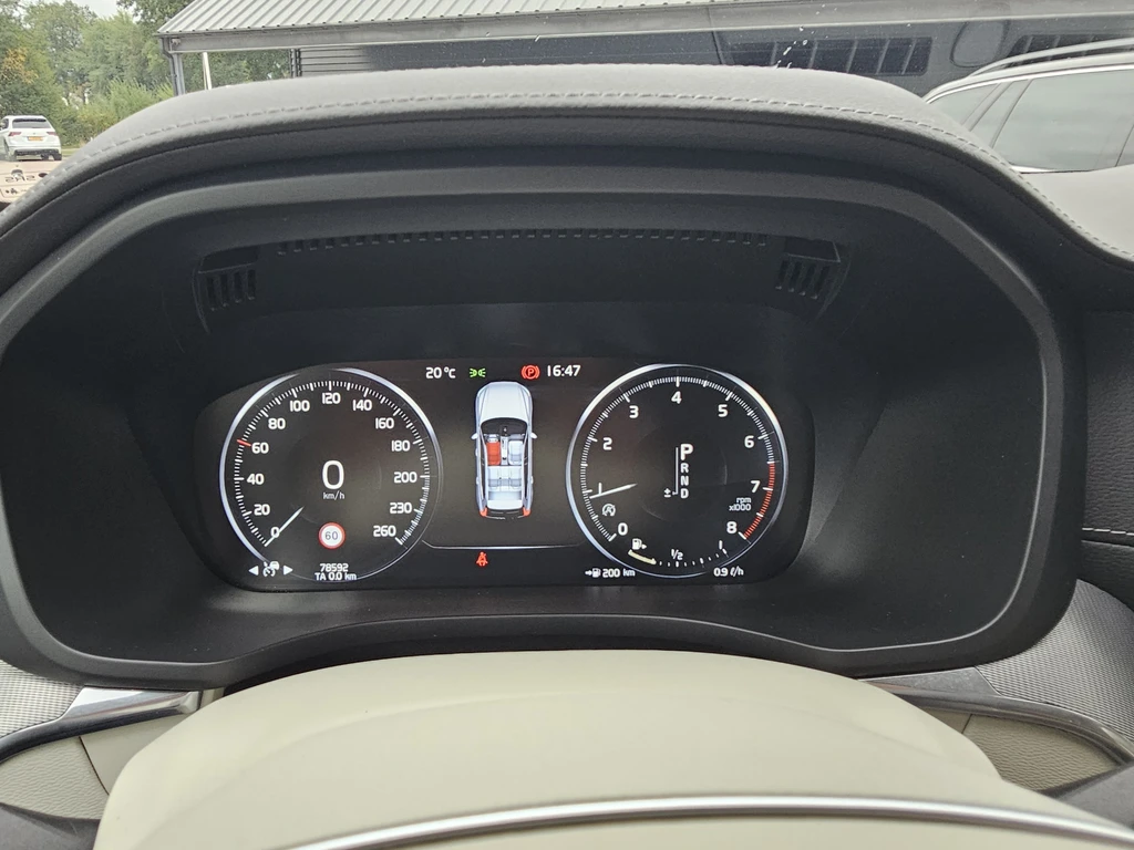 Volvo XC60 – foto 10