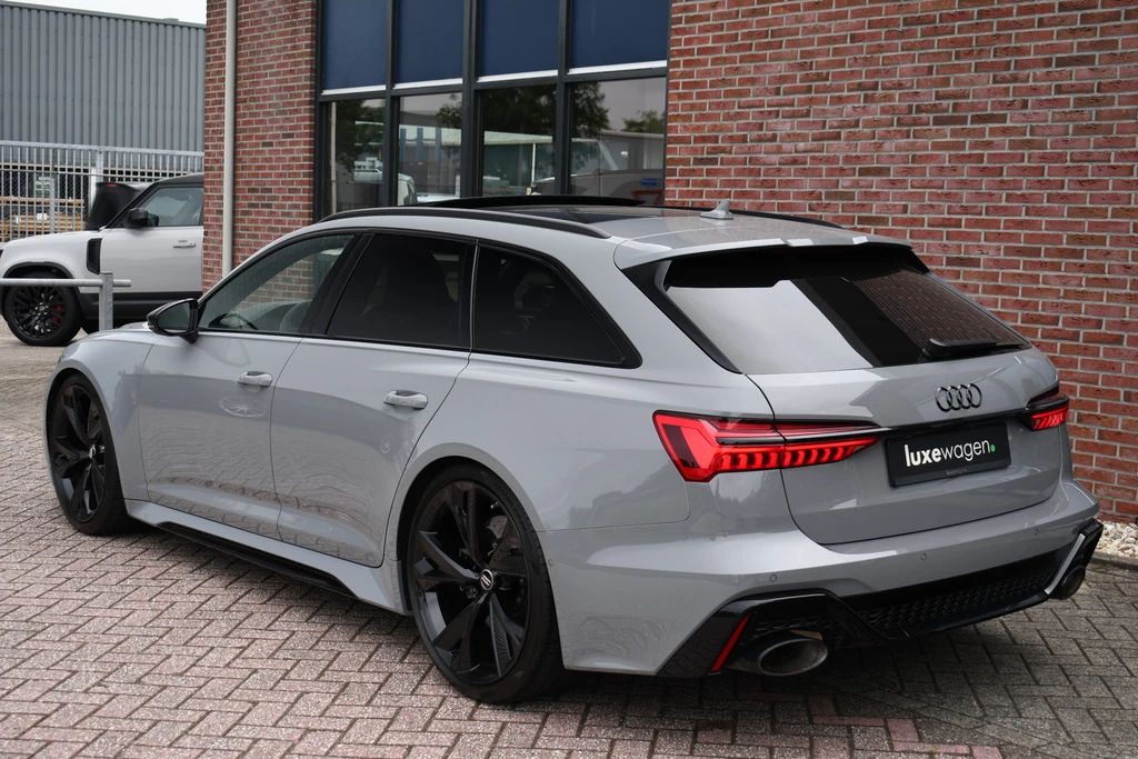Audi RS6 – foto 12