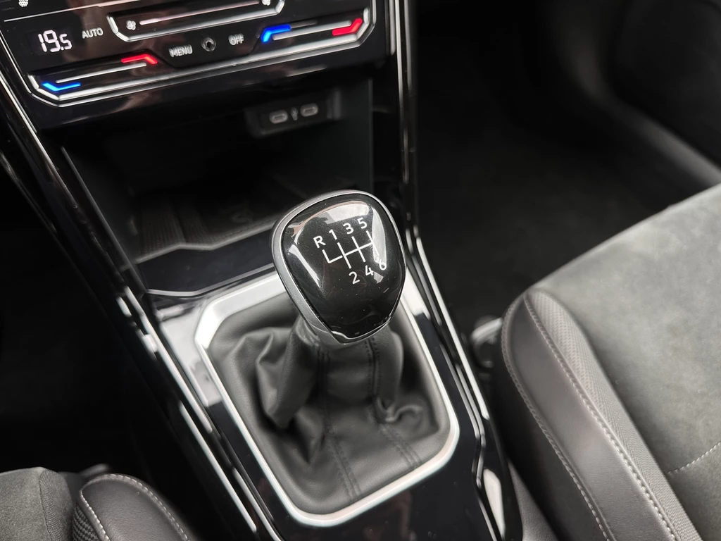Volkswagen T-Roc – foto 20