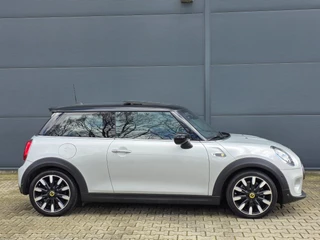 MINI Electric – thumbnail 6