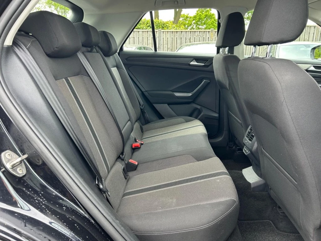 Volkswagen T-Roc – foto 10