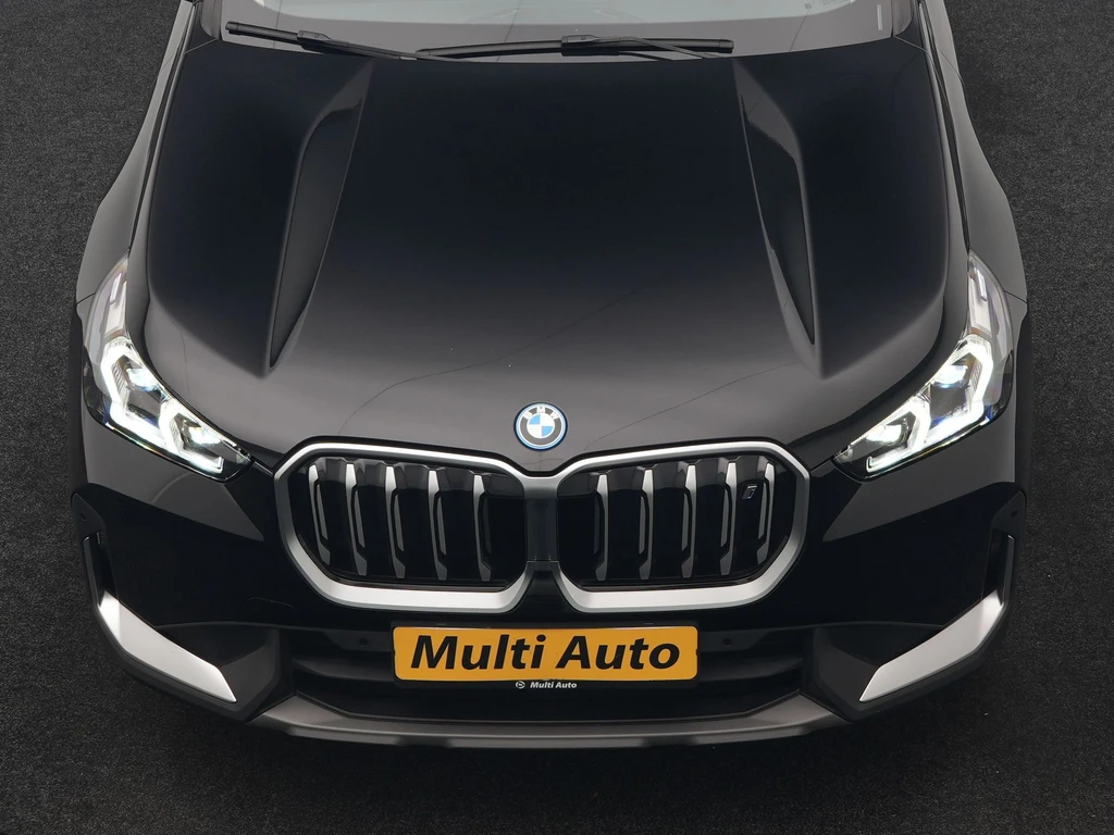 BMW iX1 – foto 11