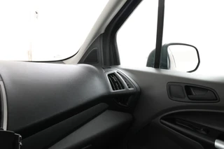 Ford Transit Connect – thumbnail 28