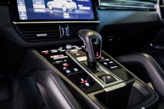 Porsche Cayenne – thumbnail 38