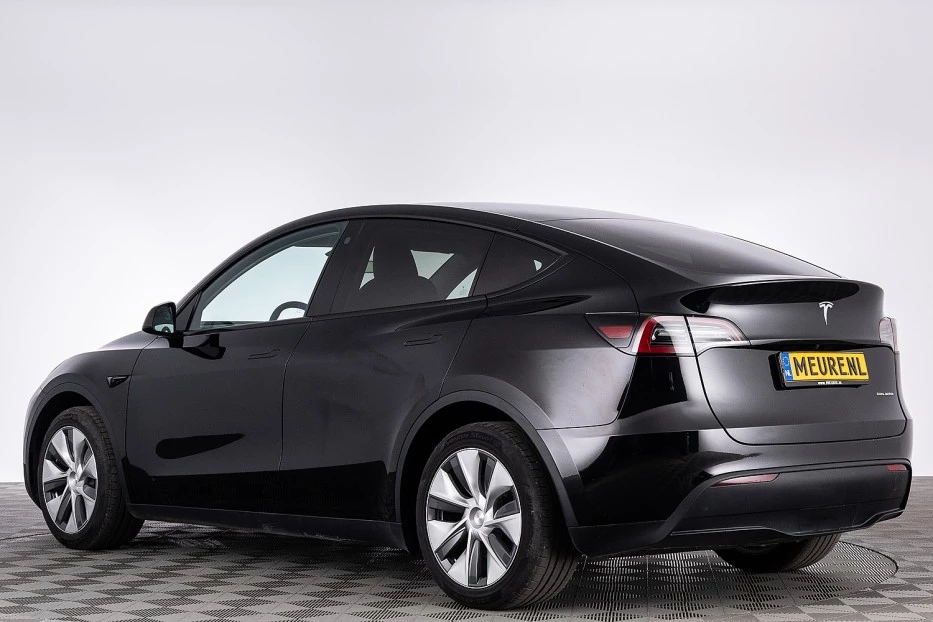 Tesla Model Y – foto 2