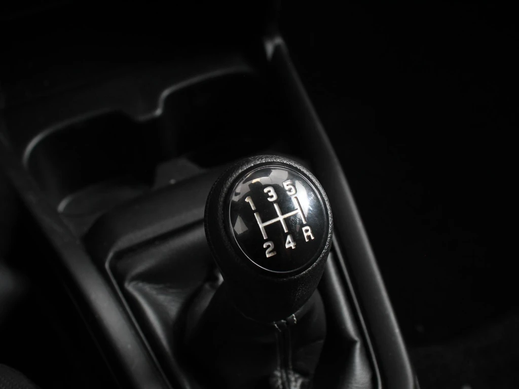 Suzuki Swift – foto 19