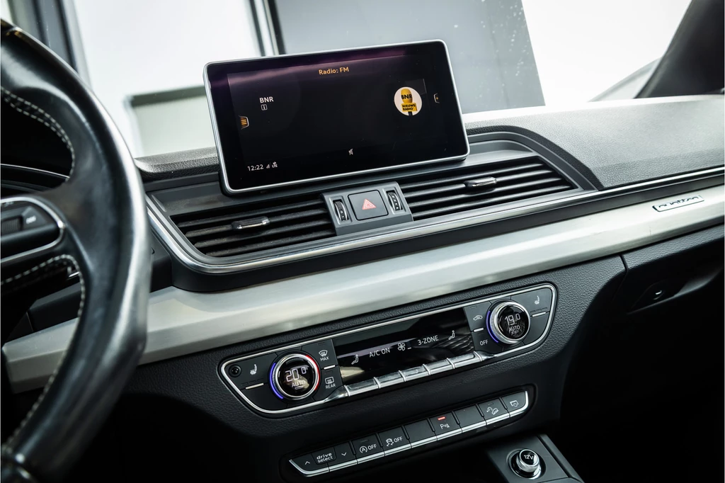 Audi SQ5 – foto 17