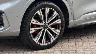 Ford Kuga – thumbnail 13