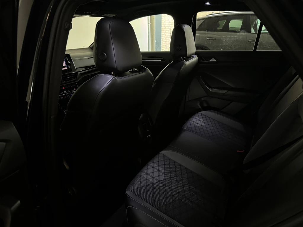 Volkswagen T-Roc – foto 28
