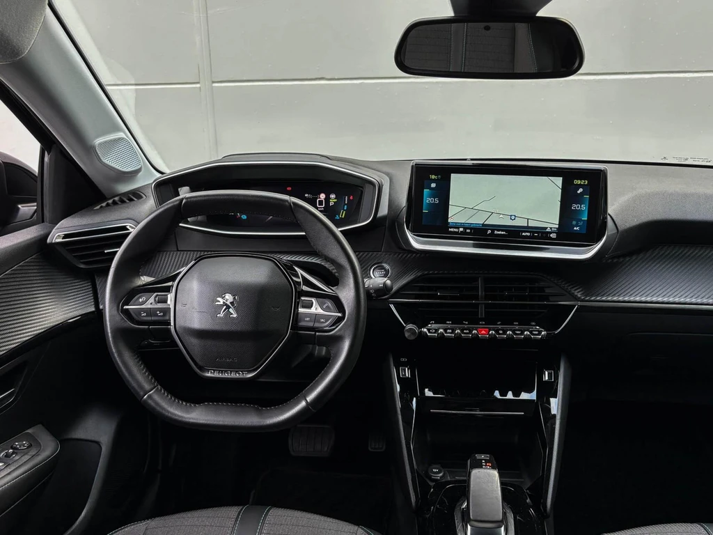 Peugeot e-208 – foto 18
