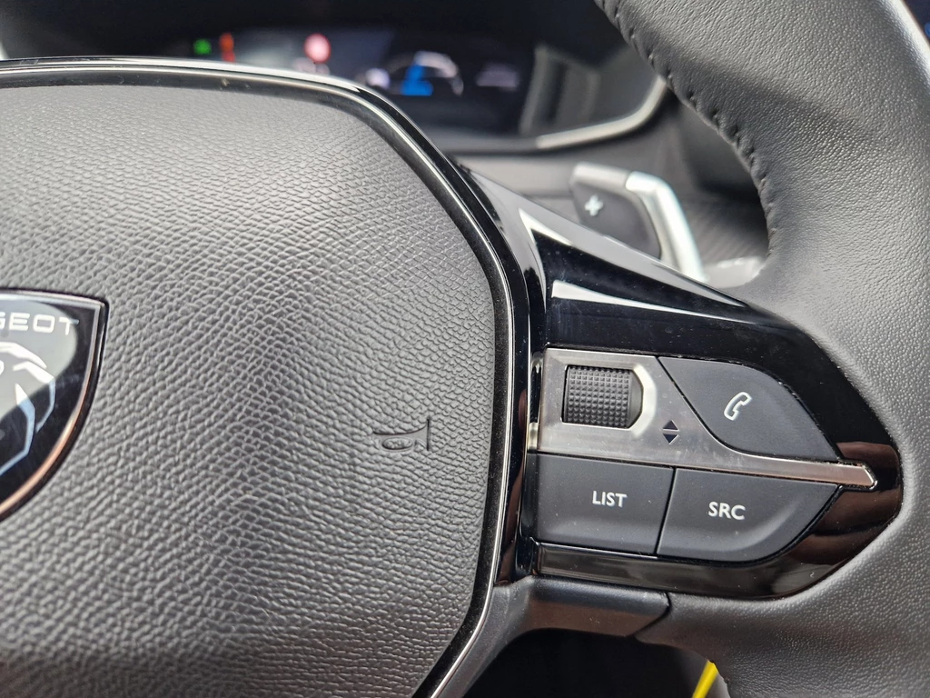 Peugeot 208 – foto 8